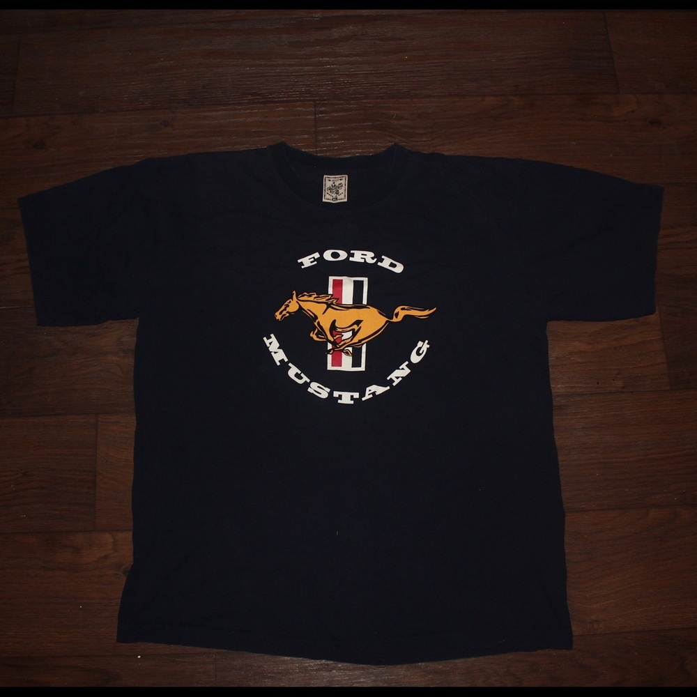 Ford Mustang Tee Size : XL/L